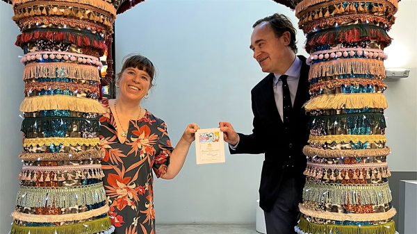 Νέα ετικέτα Mouton-Rothschild 2023 υφαίνει τέχνη και παράδοση