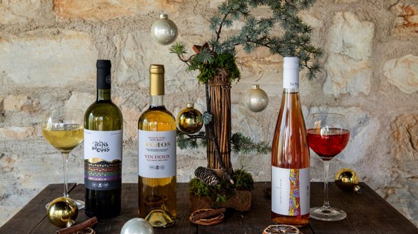 Το Σαμιώτικο Μοσχάτο στρώνει το Χριστουγεννιάτικο τραπέζι