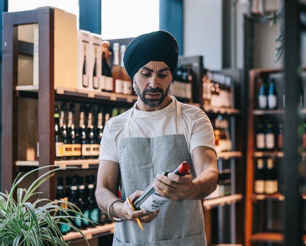 Ευκαιρία για έξαρση εξαγωγών προς Ινδία βλέπει η ευρωπαϊκή βιομηχανία οίνου μετά τη συμφωνία «μαμούθ»