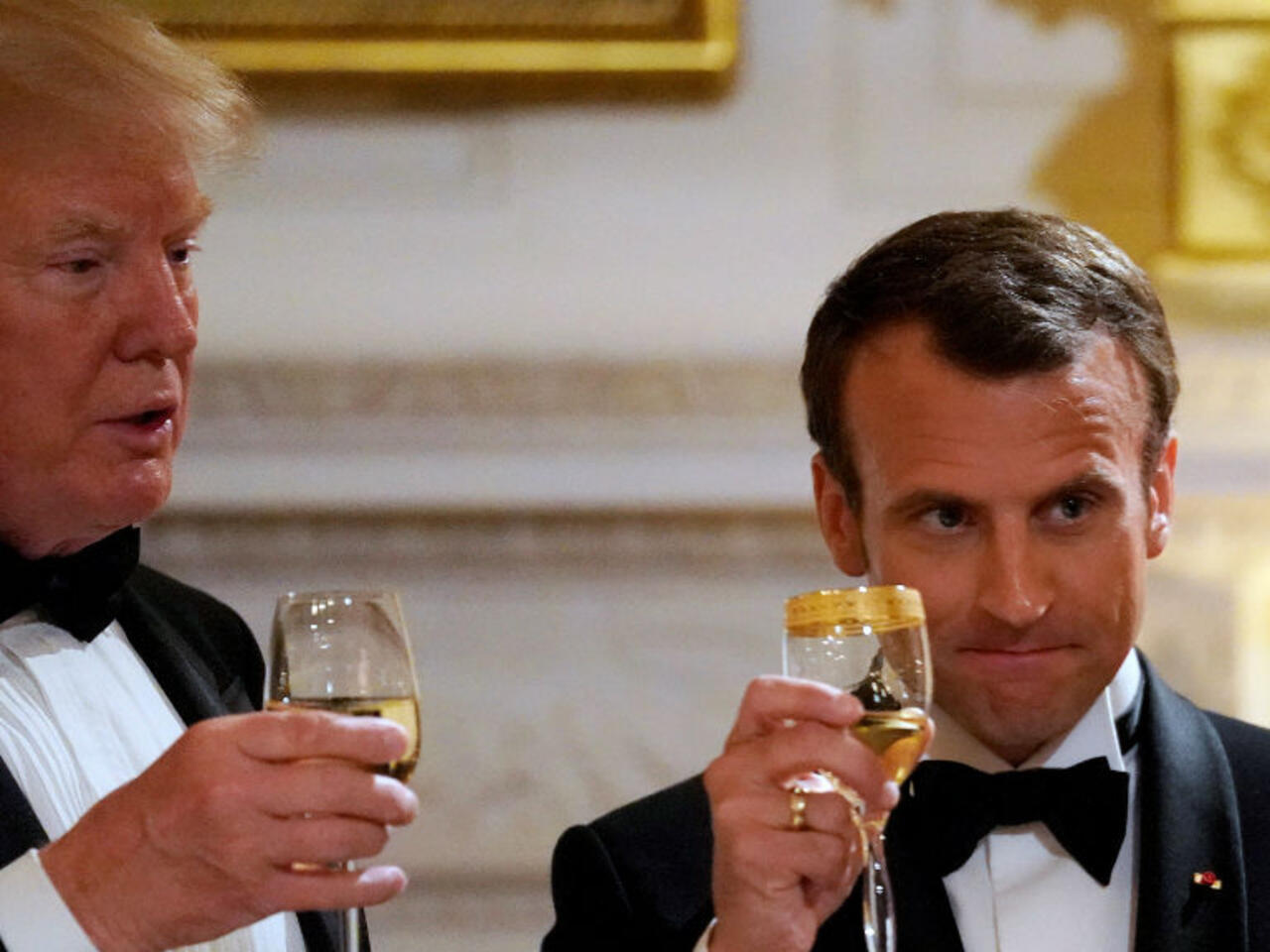 Απειλή Τραμπ για δασμούς 200% σε κρασιά και οινοπνευματώδη από τη Γαλλία