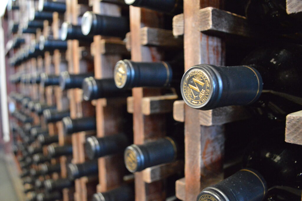 Κρασιά από αμπελουργικές ζώνες πέρα από τα τετριμμένα στα ραντάρ συλλεκτών