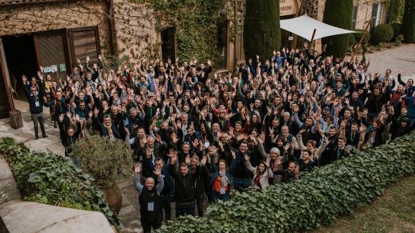 Δεσμευμένοι Οινοποιοί , νέα συλλογικότητα στη Γαλλία για μια δίκαιη τιμή στο κρασί