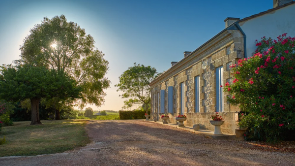Το Château Puybarbe του Μπορντό επενδύει στη δορυφορική παρακολούθηση του αμπελώνα