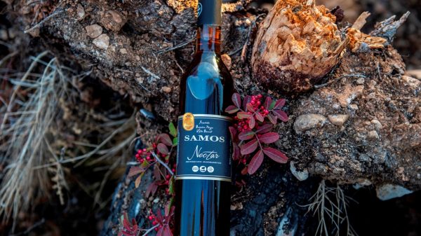 Χρυσός και Ασήμι για τα παλαιωμένα μοσχάτα κρασιά της Σάμου