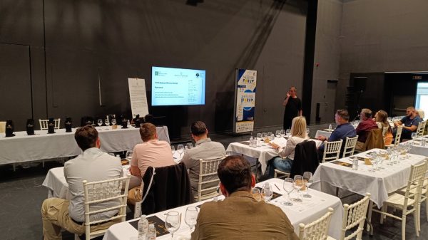 Πώς χτίζεται σωστά μια λίστα με τοπικά κρασιά έδειξαν Messinia Terroirs & WSPC στο 4ο Messinia Forum