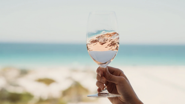 Η παράδοση από μόνη της δεν αρκεί για να στηρίξει την μεταβαλλόμενη παγκόσμια αγορά οίνου