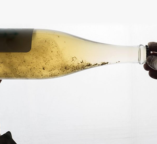 Η προγονική μέθοδος αφρώδους κρασιού επιστρέφει με επιστημονική δικαίωση