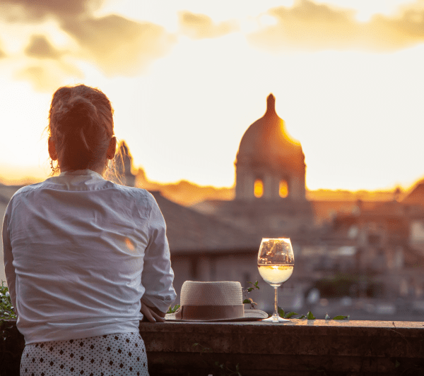 Το λευκό ιταλικό κρασί βγαίνει από τη σκιά και αποκαλύπτει ένα τεράστιο ανεκμετάλλευτο δυναμικό